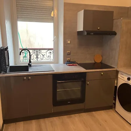 Centre Dans Immeuble Refait A Neuf - Entree Autonome - Internet Apartament
