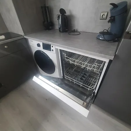 Centre Dans Immeuble Refait A Neuf - Entree Autonome - Internet Apartament Brest