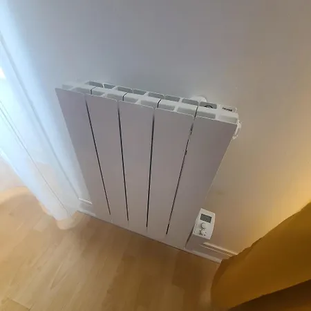 Centre Dans Immeuble Refait A Neuf - Entree Autonome - Internet Apartament *