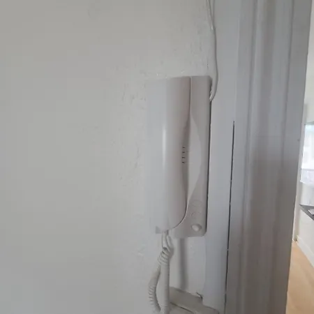 Apartament Centre Dans Immeuble Refait A Neuf - Entree Autonome - Internet